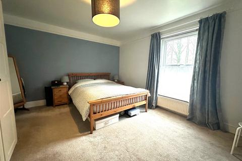 21 Downton Road, Salisbury, SP2 8AS