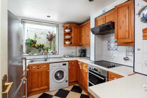 2 bedroom terraced house for sale, Queens Gardens, North Laine, Brighton