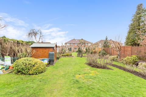 4 bedroom semi-detached house for sale, Wolverton Gardens, Horley RH6