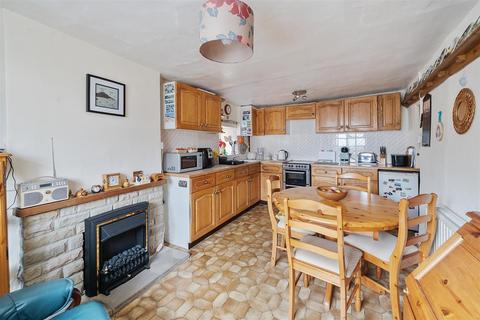 3 bedroom detached house for sale, Exeter Road, Winkleigh