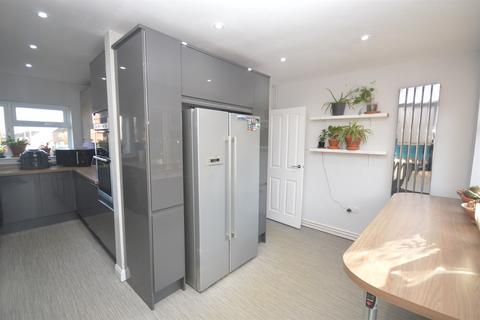 103 Bailey Bridge Road, Braintree, CM7 5TS