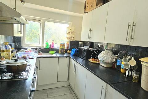 2 bedroom flat for sale, Hayes UB4