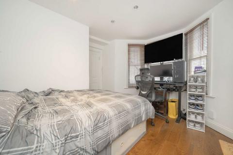 2 bedroom flat for sale, Archel Road, London W14