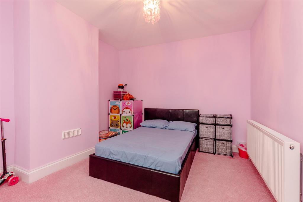 Freemantle Road, Eastville Bed 3b.jpg