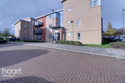 2 bedroom apartment to rent, Forty Lane, Brent