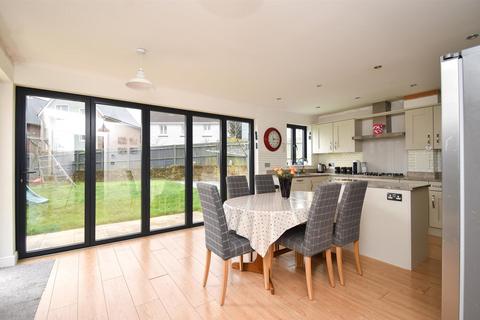 4 bedroom detached house for sale, Peacocke Way, Rye