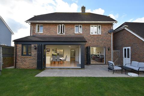 4 bedroom detached house for sale, Peacocke Way, Rye