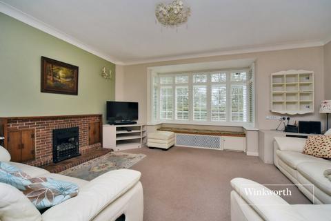 4 bedroom detached house for sale, The Drive, Wallington, SM6