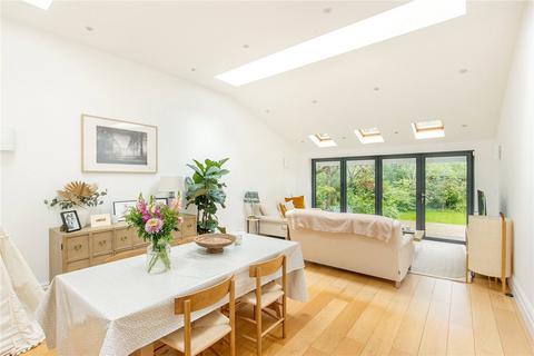 1b Coppice Avenue, Great Shelford, Cambridge, CB22 5AQ