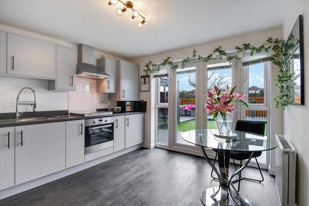Kitchen Dining (1)