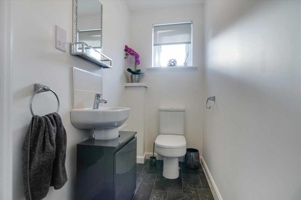 Lower Level WC