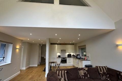 undefined, CHAPEL STREET, THATCHAM RG18