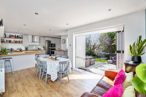 4 bedroom semi-detached house for sale, Cobton Drive, Hove BN3