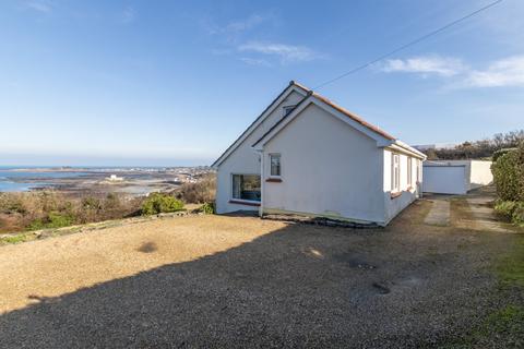 3 bedroom detached house for sale, Rue De La Rocque, Torteval, Guernsey