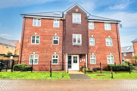 2 bedroom apartment for sale, Gomer Road, Bagshot