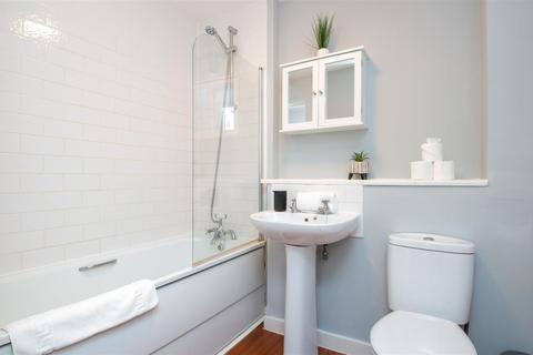 1 bedroom apartment to rent, Witan Gate, Milton Keynes MK9