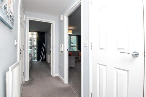 1 bedroom apartment to rent, Witan Gate, Milton Keynes MK9