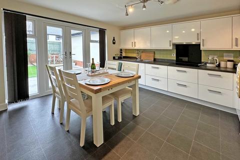 109 Old Quarry Drive, Exminster, Exeter, EX6 8FJ