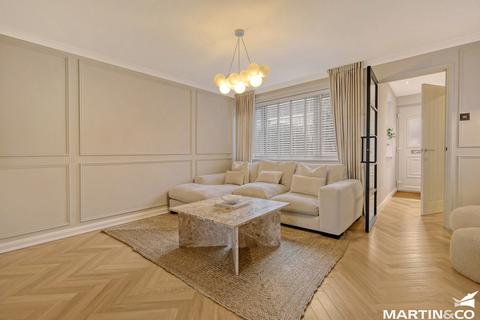 24 Plover Walk, Chelmsford, CM2 8XX