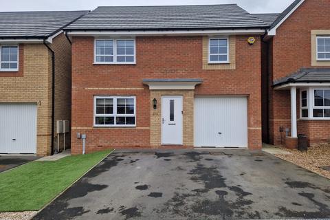 4 bedroom detached house for sale, Banks Way, Catcliffe