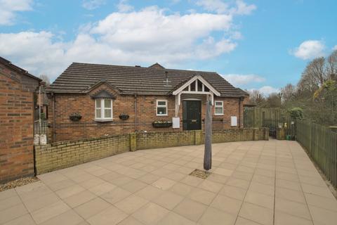 2 bedroom detached bungalow for sale, Guinea Close, Oakengates, Telford, TF2 6NF