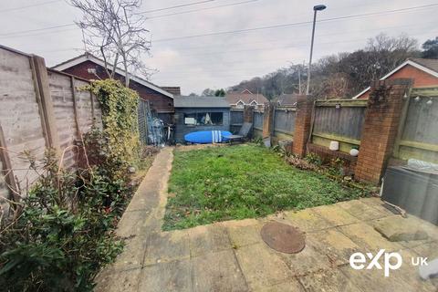 25 Bridle Close, Upton, Poole, BH16 5SU