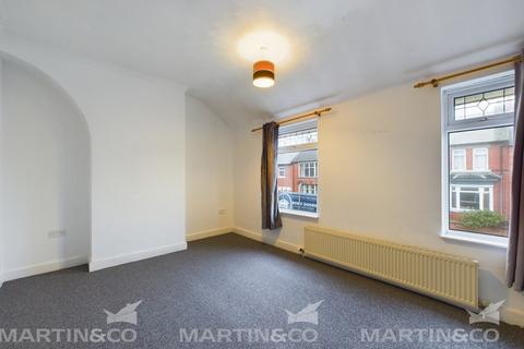 3 bedroom terraced house to rent, Lifford Road, Wheatley