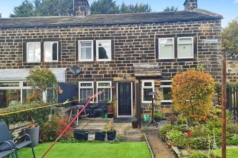 2 bedroom terraced house to rent, Greenside, Yeadon LS19