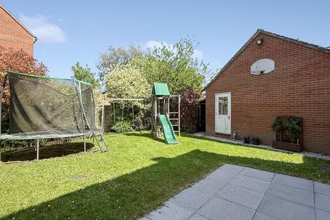 4 bedroom detached house for sale, Hackney Way, Westbury