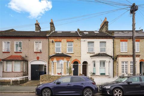 3 bedroom maisonette for sale, Gladstone Road, London SW19