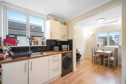 3 bedroom maisonette for sale, Gladstone Road, London SW19