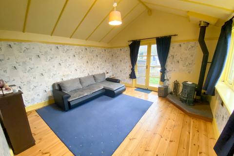 1 bedroom detached house for sale, Laleham Reach, Chertsey KT16