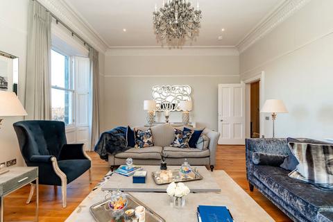 4 bedroom apartment to rent, Forres Street, Edinburgh, Midlothian