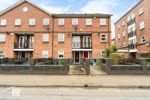 3 bedroom townhouse for sale, Schooner Way, Atlantic Wharf, Cardiff