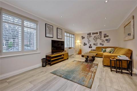 4 bedroom end of terrace house for sale, Dove House Green, Weybridge, Surrey, KT13