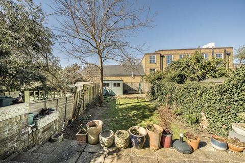 3 Marble Hill Close, Twickenham, TW1 3AY