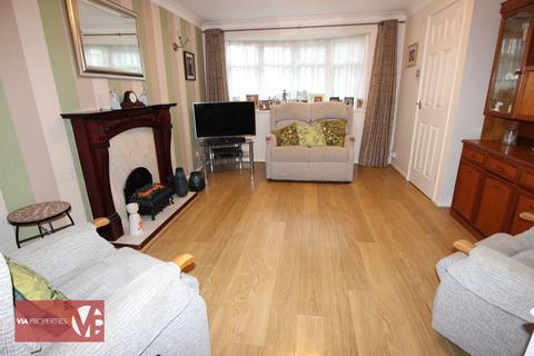 3 bedroom terraced house for sale, Silverfield, Broxbourne EN10