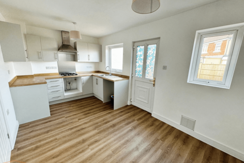 2 bedroom end of terrace house for sale, Ironbridge Road, Telford TF7