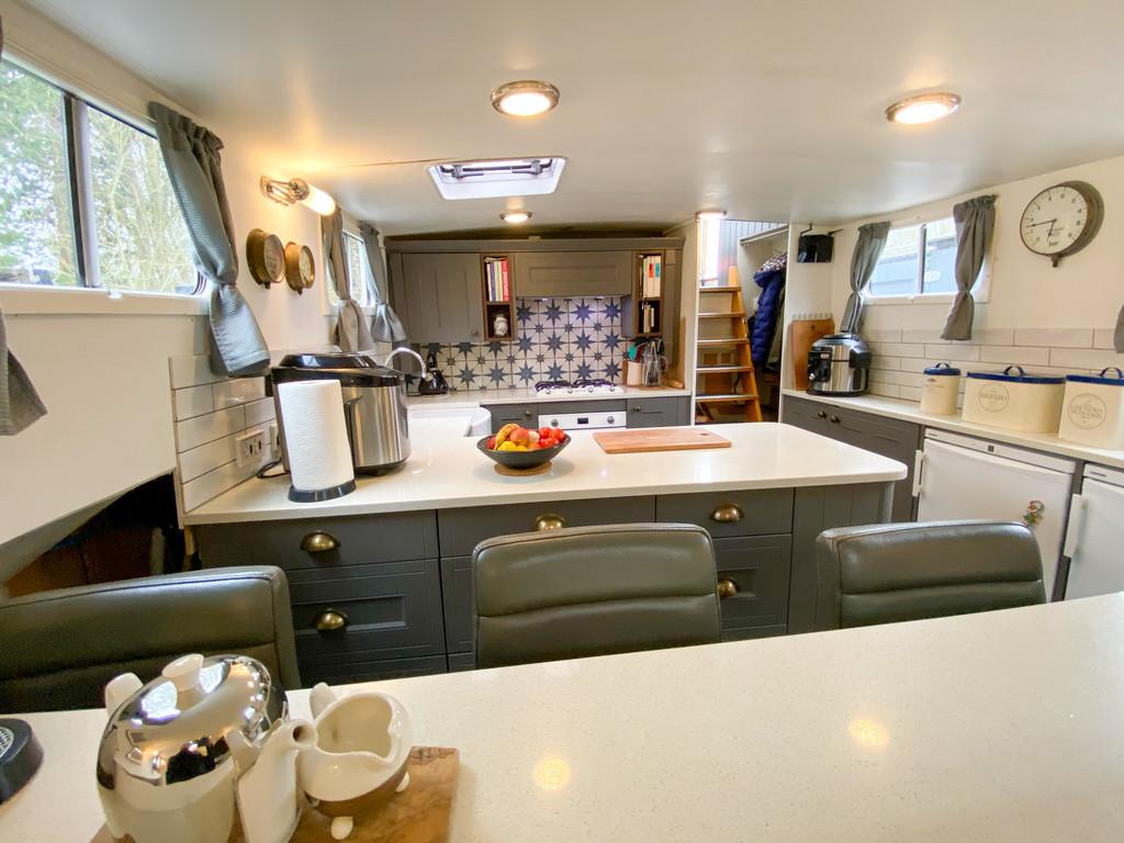 Boat kitchen 1