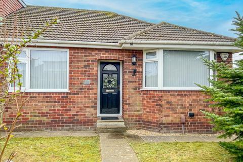 2 bedroom semi-detached house for sale, Emfield Grove, Grimsby, DN33