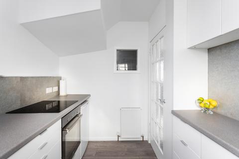 79 Broomhall Road, Edinburgh, EH12 7PS