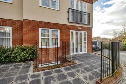 2 bedroom ground floor flat for sale, Culverden Park Road, Tunbridge Wells TN4