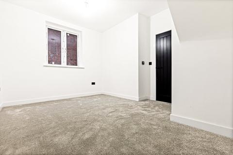 5 Avoca Close, Leicester, LE5 4RA