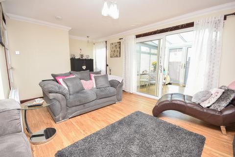 2 bedroom terraced house for sale, Shuna Court, Perth