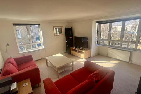 1 bedroom flat to rent, Gate Lodge, London W9