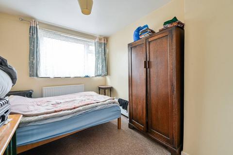 4 bedroom maisonette for sale, Gaywood Street, Elephant and Castle, London, SE1