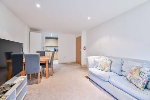 1 bedroom flat for sale, Newington Causeway, Elephant and Castle, London, SE1