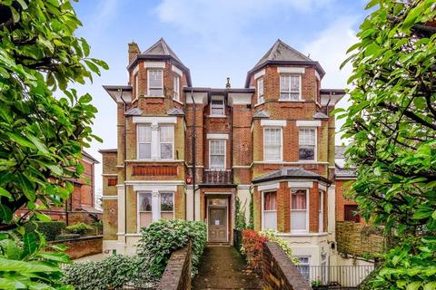 1 bedroom ground floor flat for sale, Shepherds Hill, Highgate N6