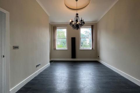 1 bedroom ground floor flat for sale, Shepherds Hill, Highgate N6