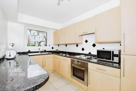 2 bedroom apartment to rent, Brighton Road Sutton SM2